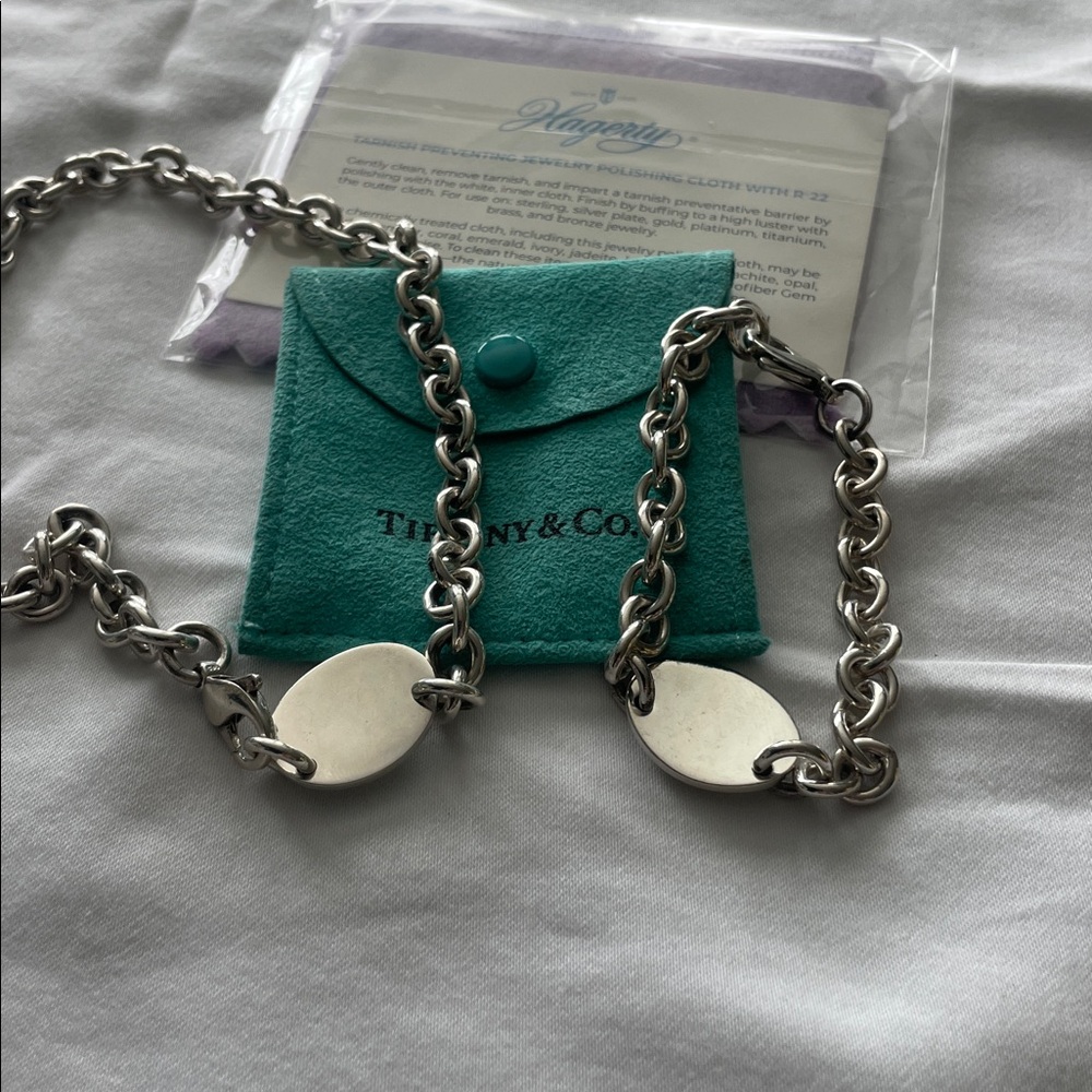 💖✨Please Return to Tiffany & Co.Iconic Design. Silver Bracelet and Necklace set💖 - Picture 14 of 15